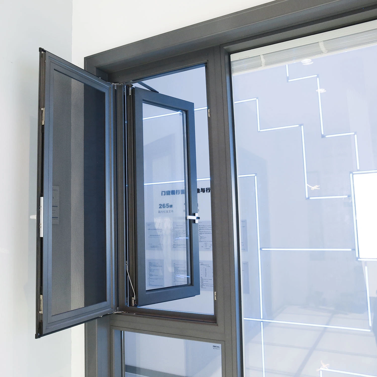 Sixinalu Aluminum Profile Construction Thermal Break Aluminum Alloy Metal Screen Casement Window