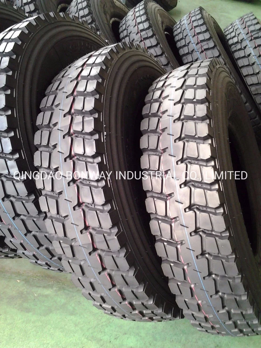 Top Tire Brands Wholesale/Supplier Radial Tires 11r 24.5 Truck Tyre/Tire, Bus Tyre/Tire, OTR Tyre/Tire Made in China