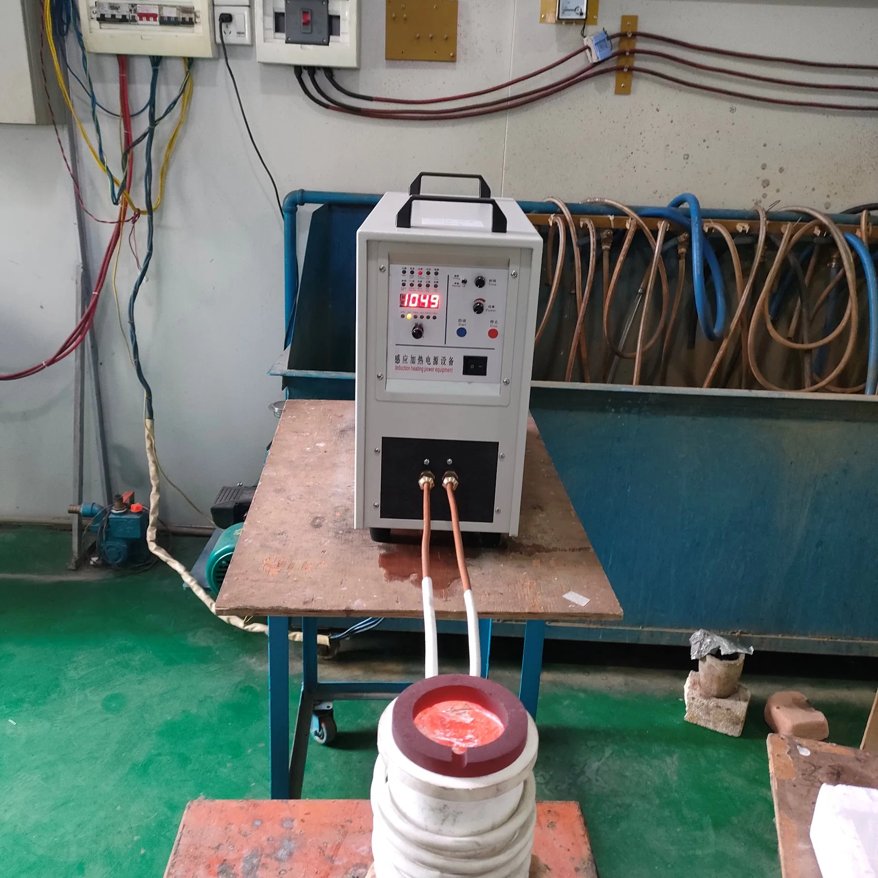 Hf-25kw-5kg High Frequency Melting Furnace for Gold, Silver, Platinum, Aluminum, Zinc