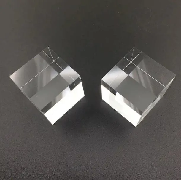 a Customizable Optical Glass Cube Polarizing Prism