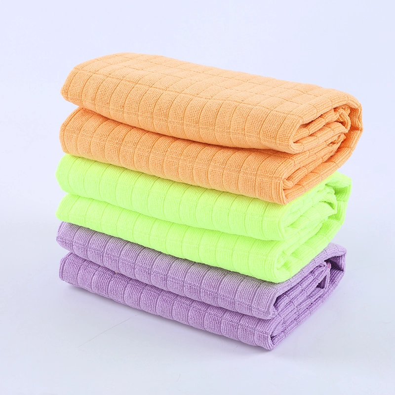 Nontissés spécial Polybag imprimé les produits de combinaison des lingettes de nettoyage en microfibres de désinfecter doux serviette avec différentes couleurs