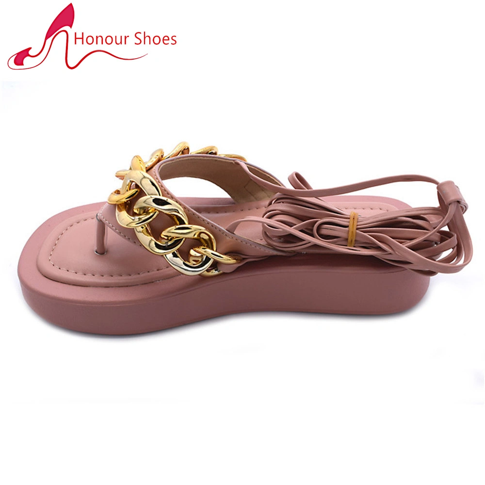 الشعار المخصص لـ OEM Sandals Slide Sandals الخاص بالنساء في الهواء الطلق في فصل الصيف