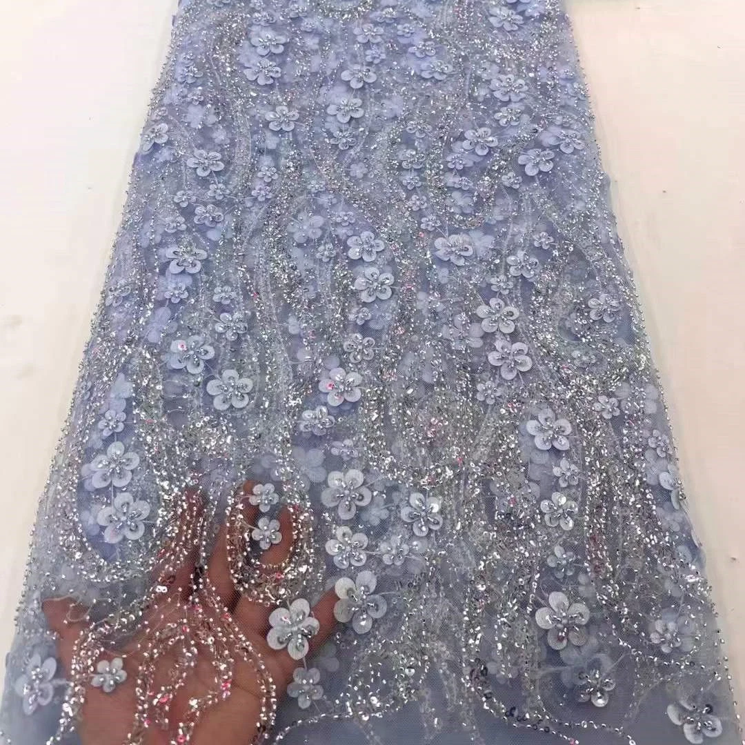 2023 Tissu en dentelle brodée de perles de machine pour robe de mariage de luxe de designer