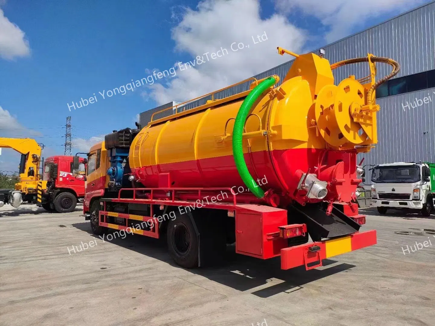 6X4 18cbm tanque de succión de drenaje de vacío capacidad de camión hecho en China Sewer Truck de la bomba séptica Limpieza camión de succión