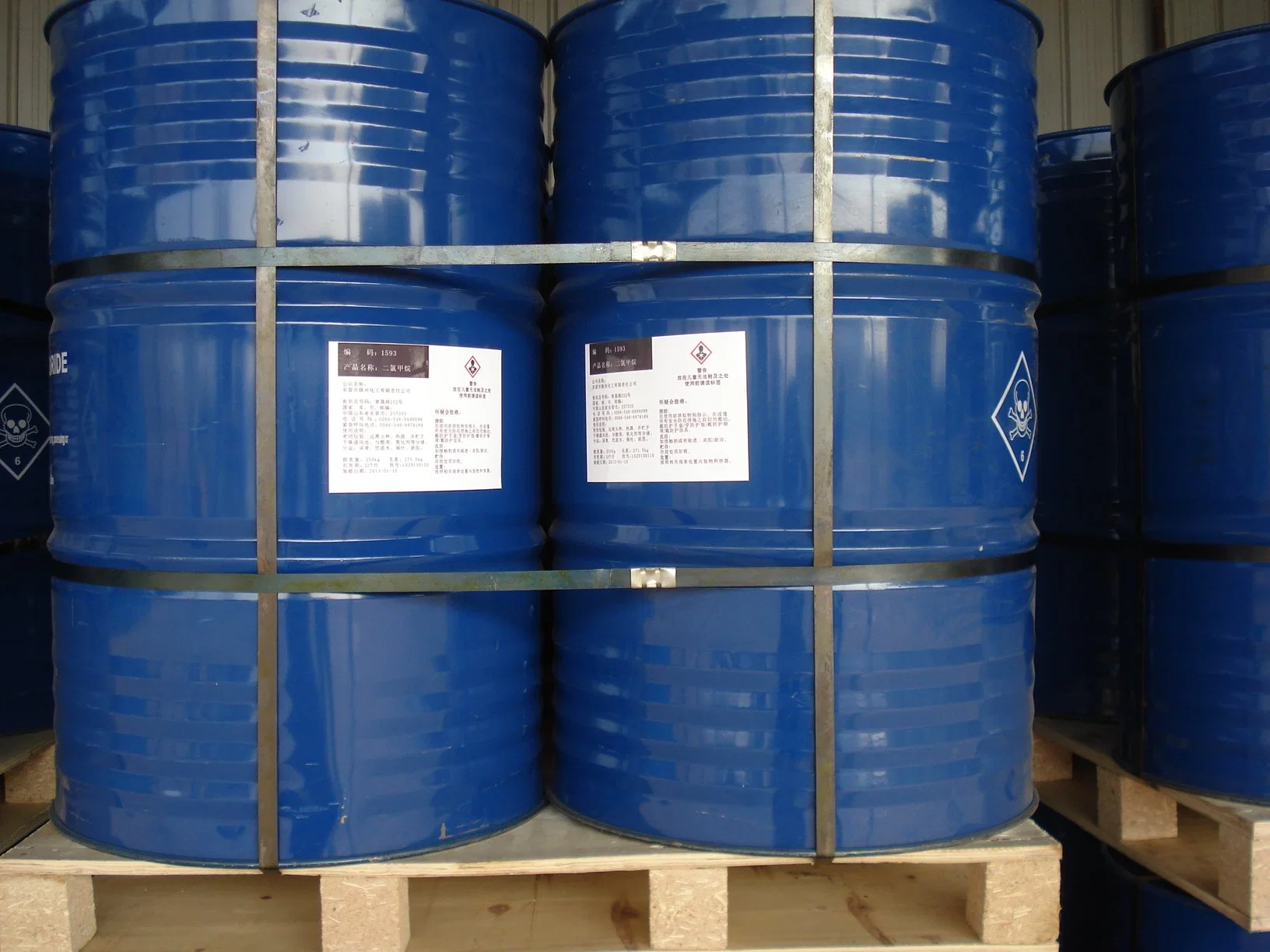 China Supplier High Purity 99.5%Min Ethyl Acetate Chemicals Product