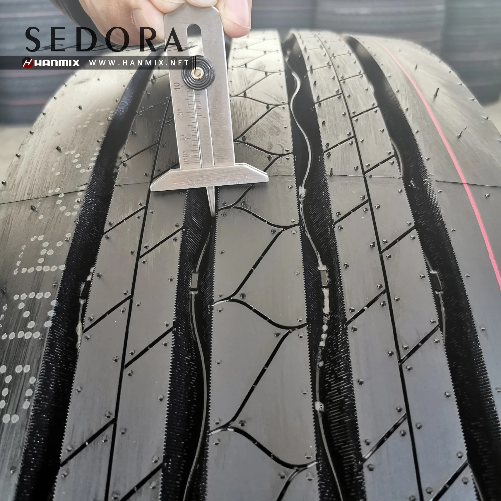 Hanmix Sedora All Steel Radial LTR TBR Bus Truck Tires 11r22.5 12r22.5 295/80r22.5 315/80r22.5 12r22.5 9.00r20 10.00r20