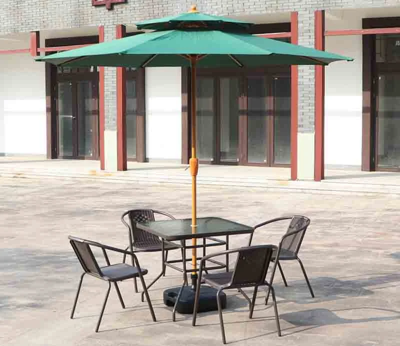 Venda por grosso de fábrica na China barato Tamanho Grande Piscina Parasol Restaurante chapéu de pátio para a tabela de Jardim