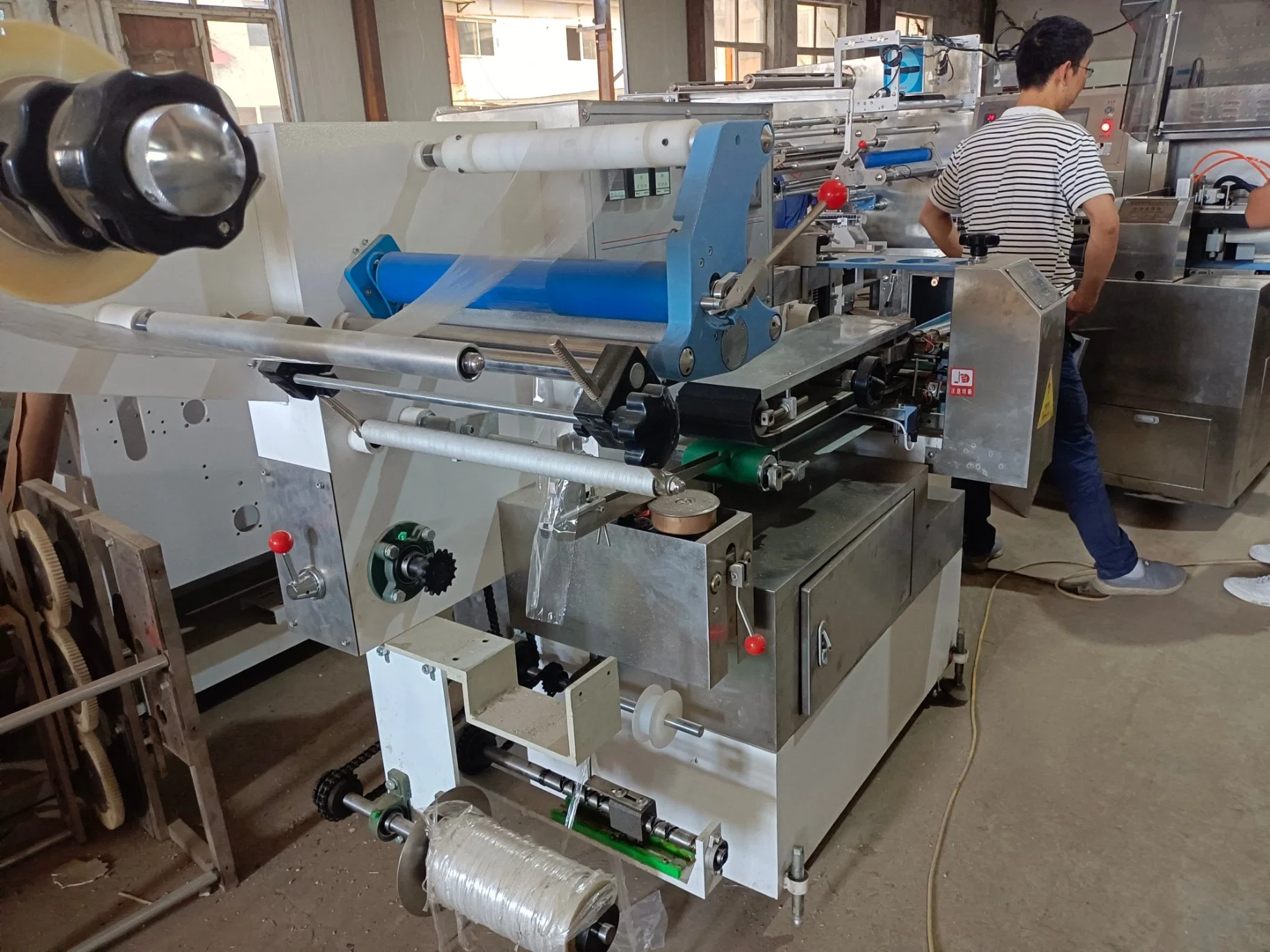 Fresh Noodle Packaging Machine Plastic Package Machine