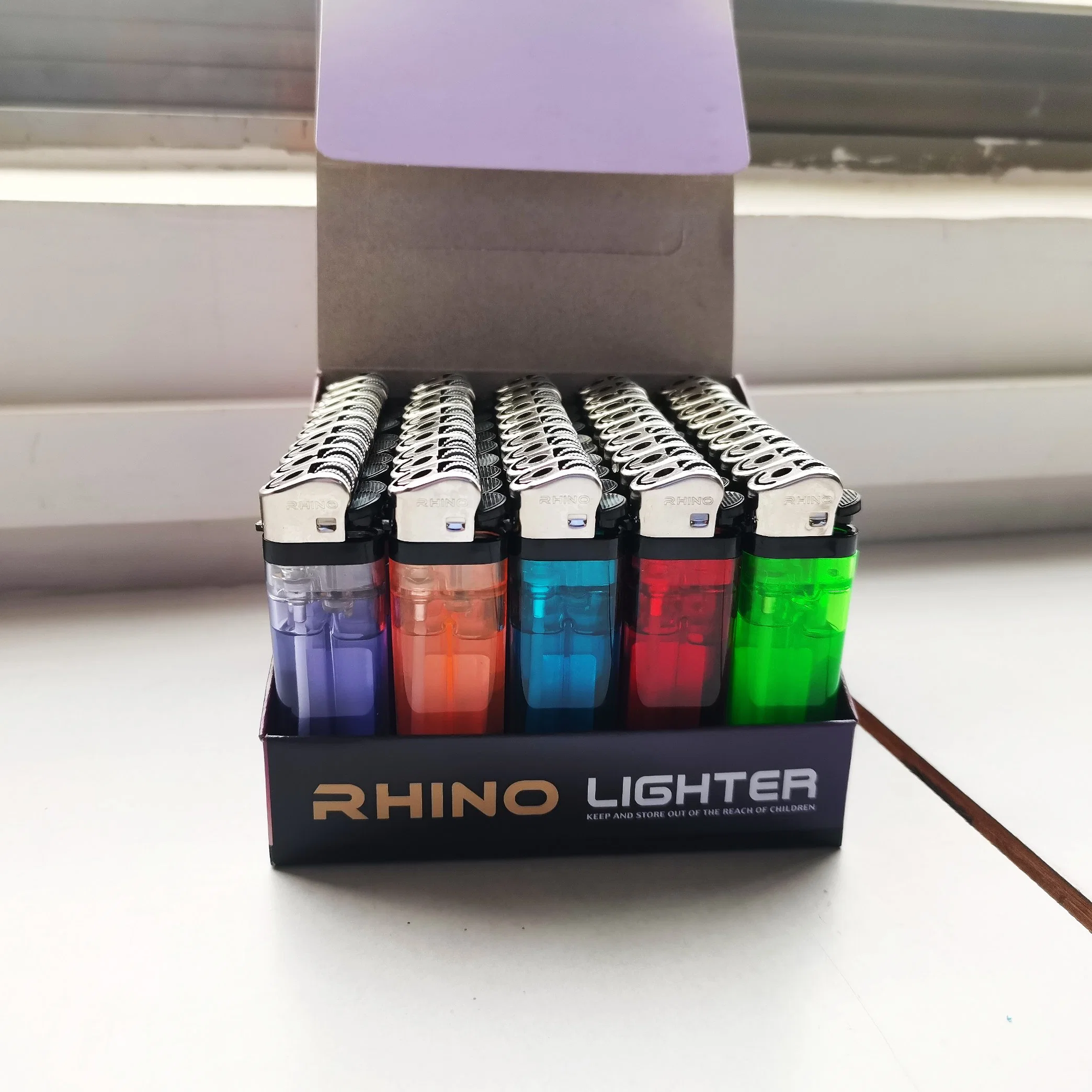 USA Ready to Ship Classic Lighter 50-Count Tray Rhino Lighter Full Container