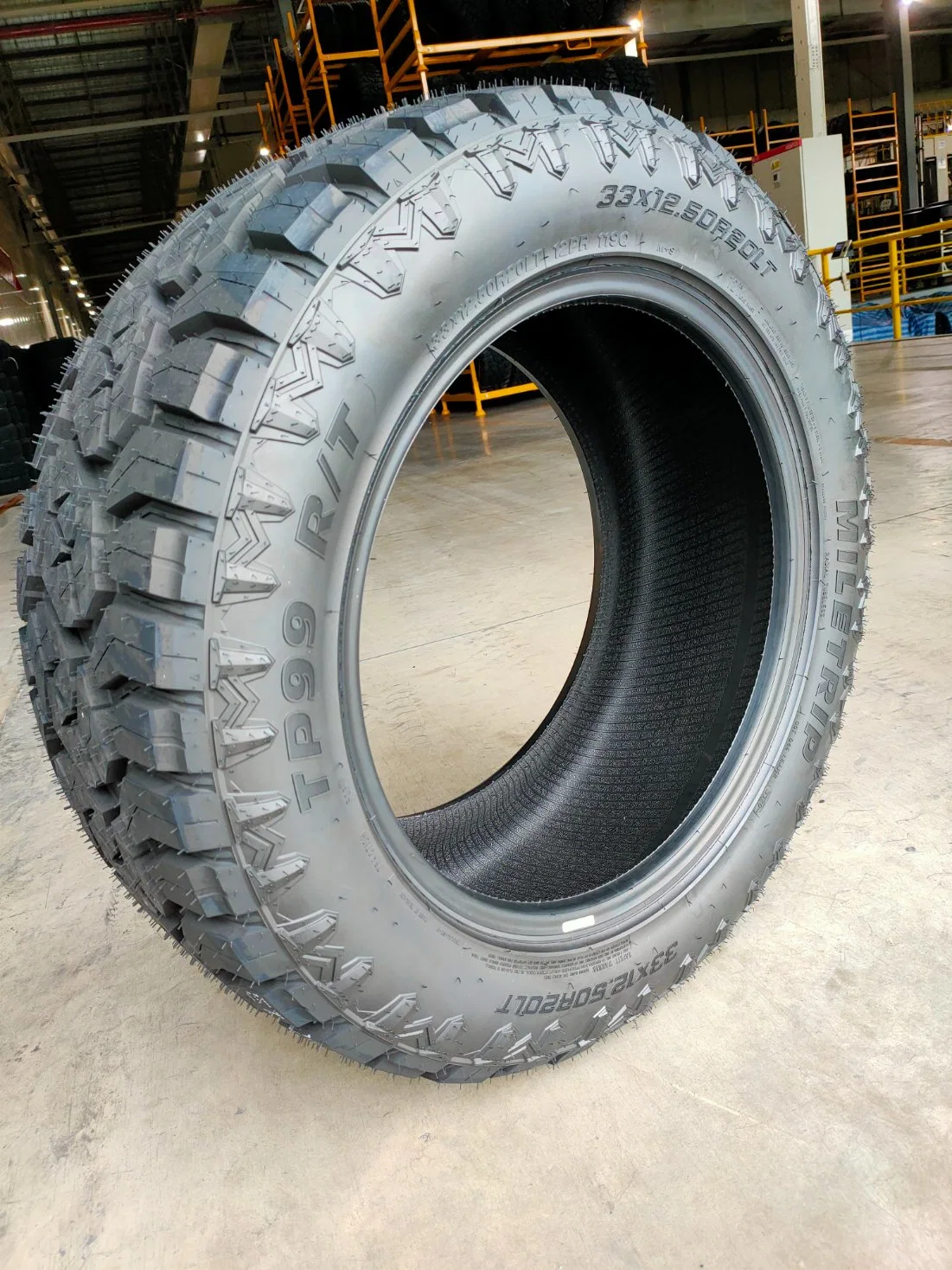 Excellent Performance 4x4 off road 33x12.50R22LT Passenger car radial Linglong brand Popular in USA Auto parts break LTR Semi truck Toyo quality warranty tires