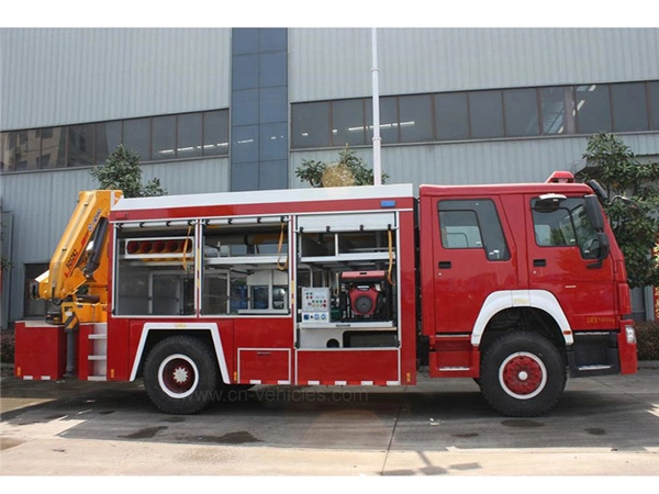 شاحنة إيسوزو لإنقاذ الحريق مزودة برافعة وزنها 10 أطنان