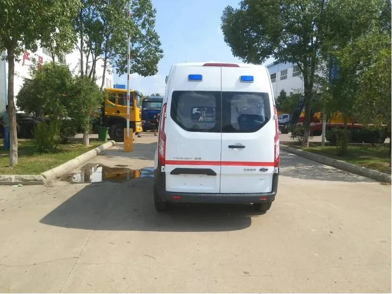 Cheapest VIP Small 5-7 Seats Diesel Engine Euro 4 Ward-Type Ambulance Car