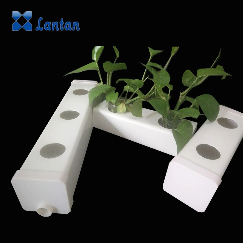 Produits en plastique Hydroponics NFT Gaitter Grow System tuyau en PVC pour Croissance