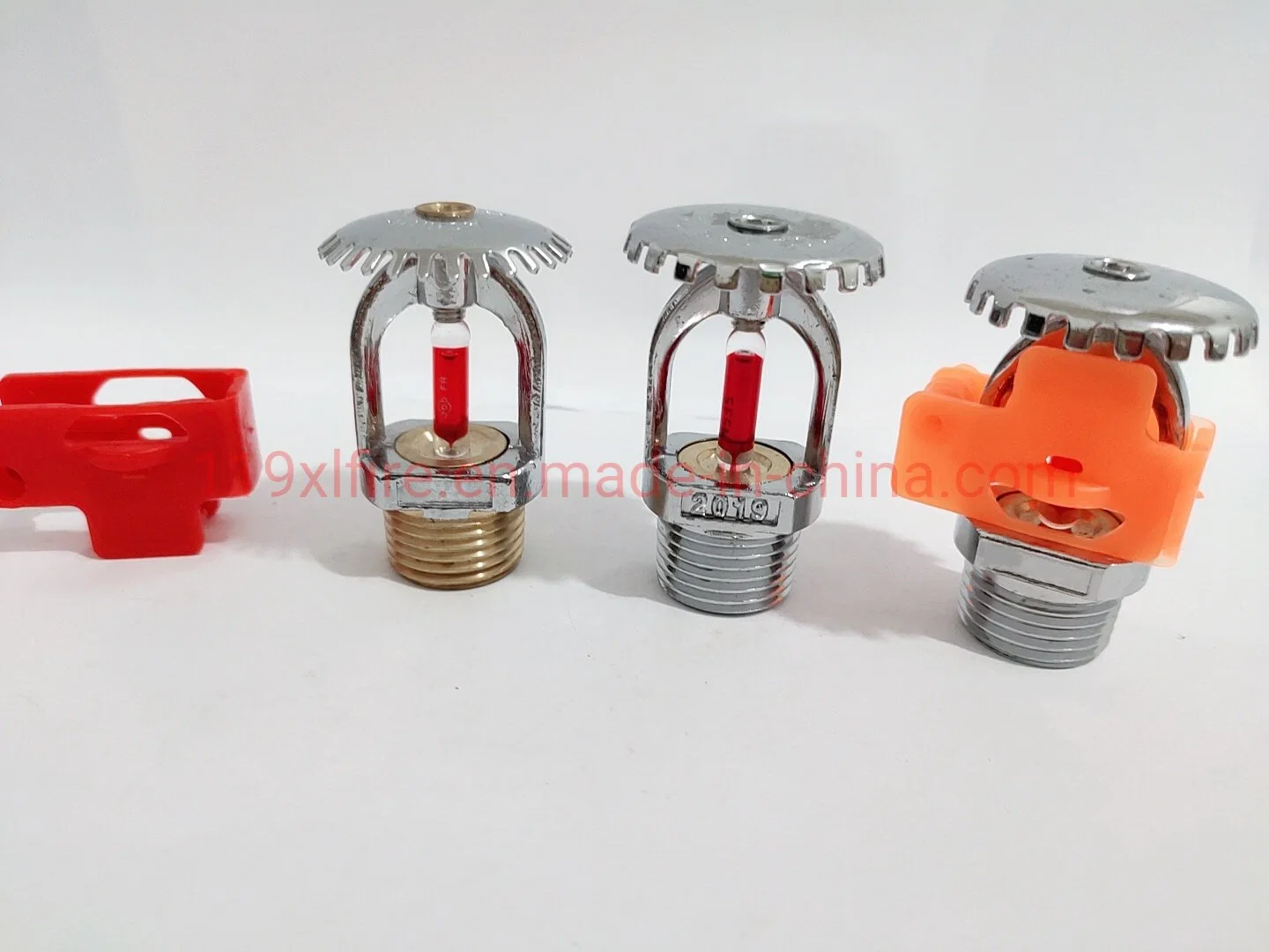 Direct Manufacture Fire Sprinkler Heads with Plastic Protection Clip