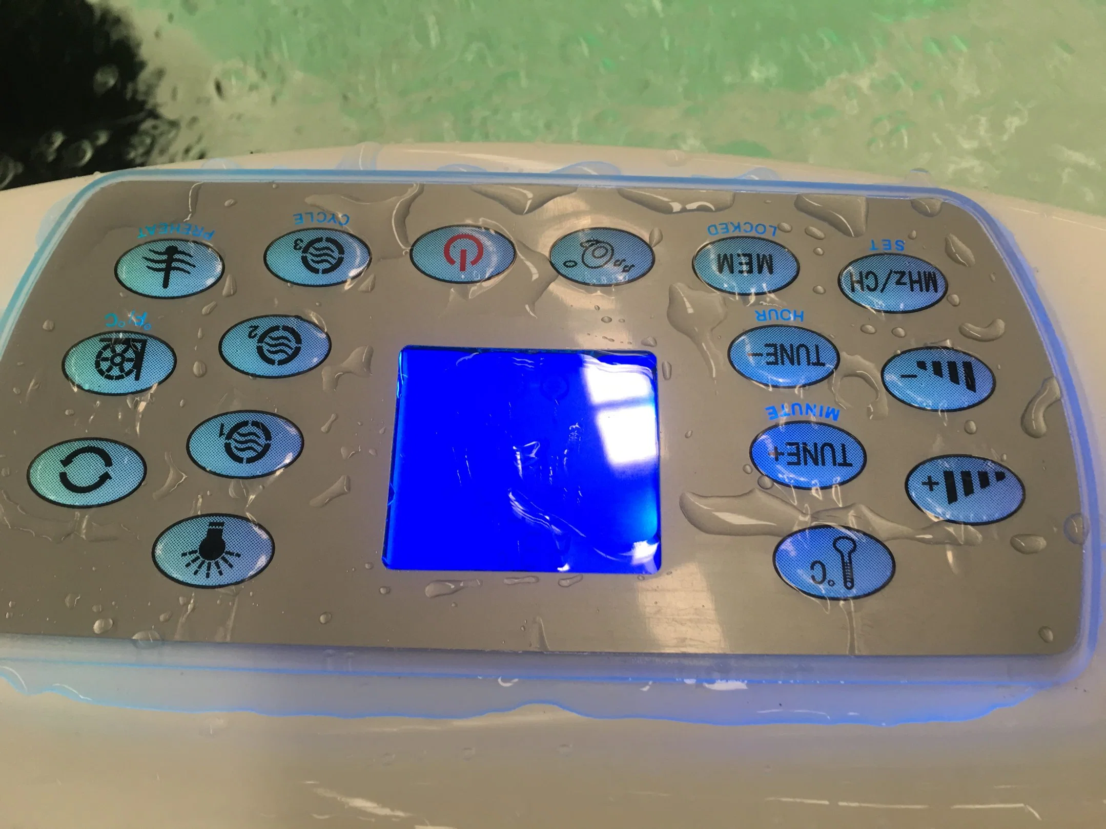 Guter Preis 7 Personen Startseite Rundmassage SPA Badewanne Chinesisch Whirlpool mit Aristech Acryl