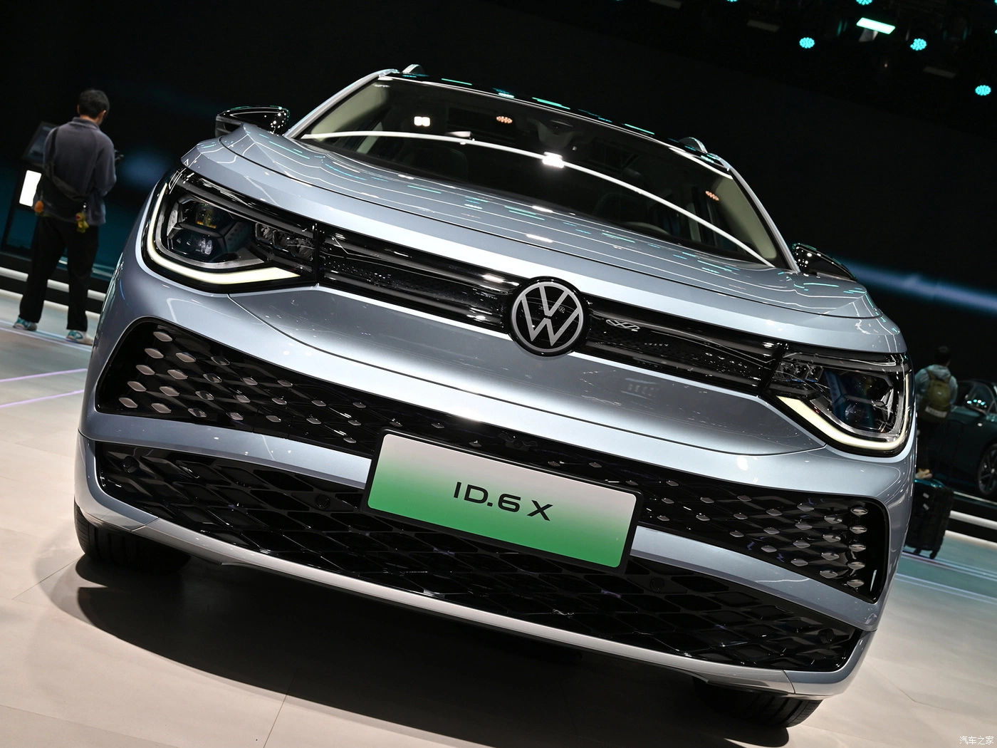 2024 Volkswagen ID. 6 Crozz - High-End Luxus Elektro-SUV, umweltfreundlich mit großer Reichweite, geräumige Innenraum, Smart Connectivity, Advanced Safety, Hohe Leistungsfähigkeit