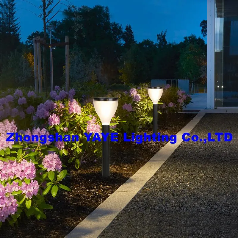 Yaye Best Quality 30W CE Solar Stand Garden Path Black (أفضل جودة 30 واط مع منصة شمسية) ألومنيوم منظر طبيعي Lawn COB IP66 LED بولارد ضوء من أجل منظر طبيعي ممر فناء حديقة ضوء 1000PCS مخزون