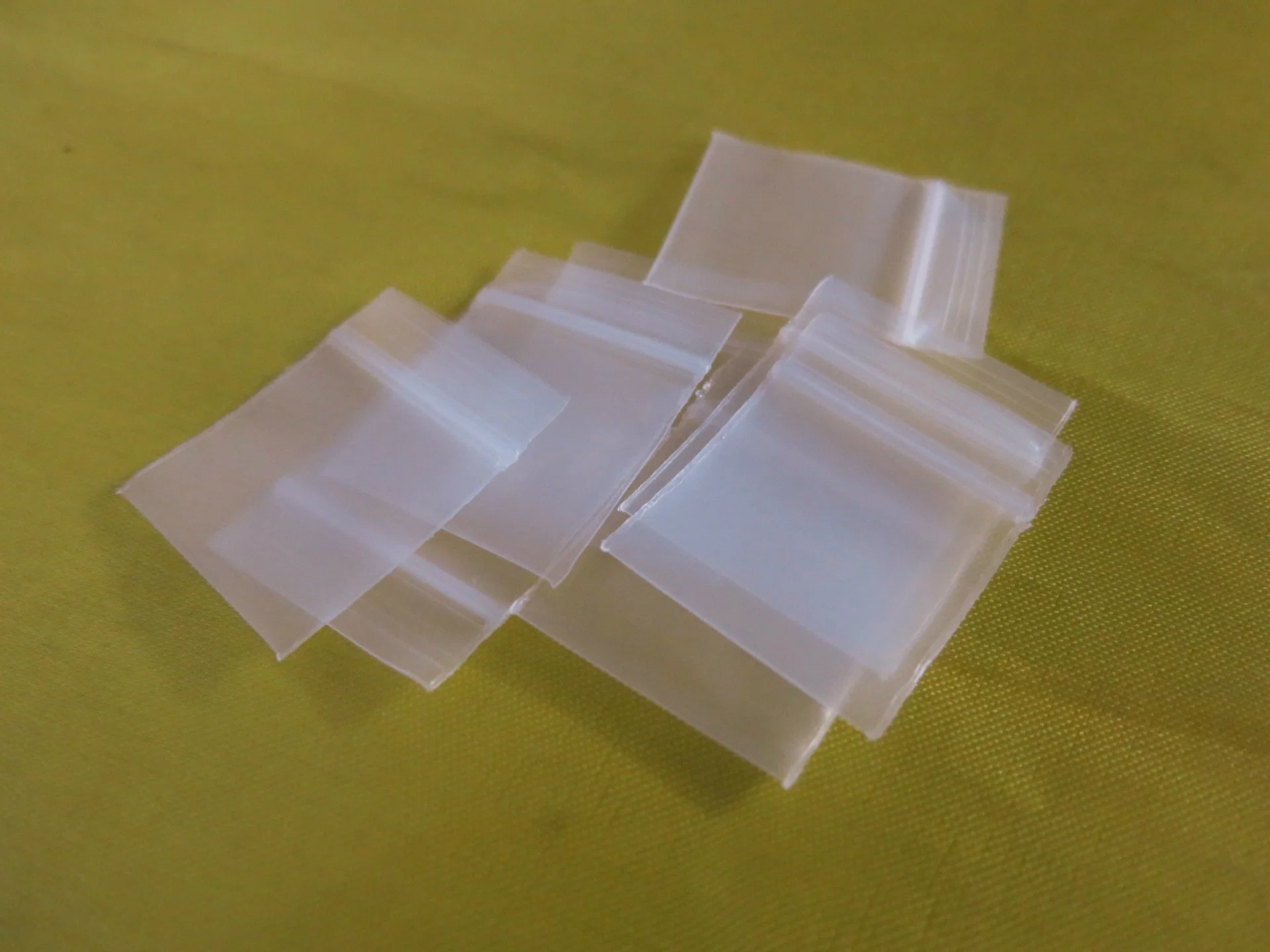 White Clear Self Seal Zipper Plastic Retail Packaging Packing Poly Bag, Ziplock Zip Lock Bag Package with Hang Hole