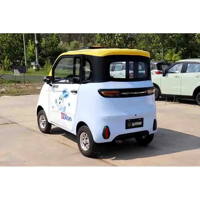 Students EV Toy Car Low Speed 30 Km/H for Young Teenagers Four-Wheel Electric Car /Mini EV Electric Car 70-10