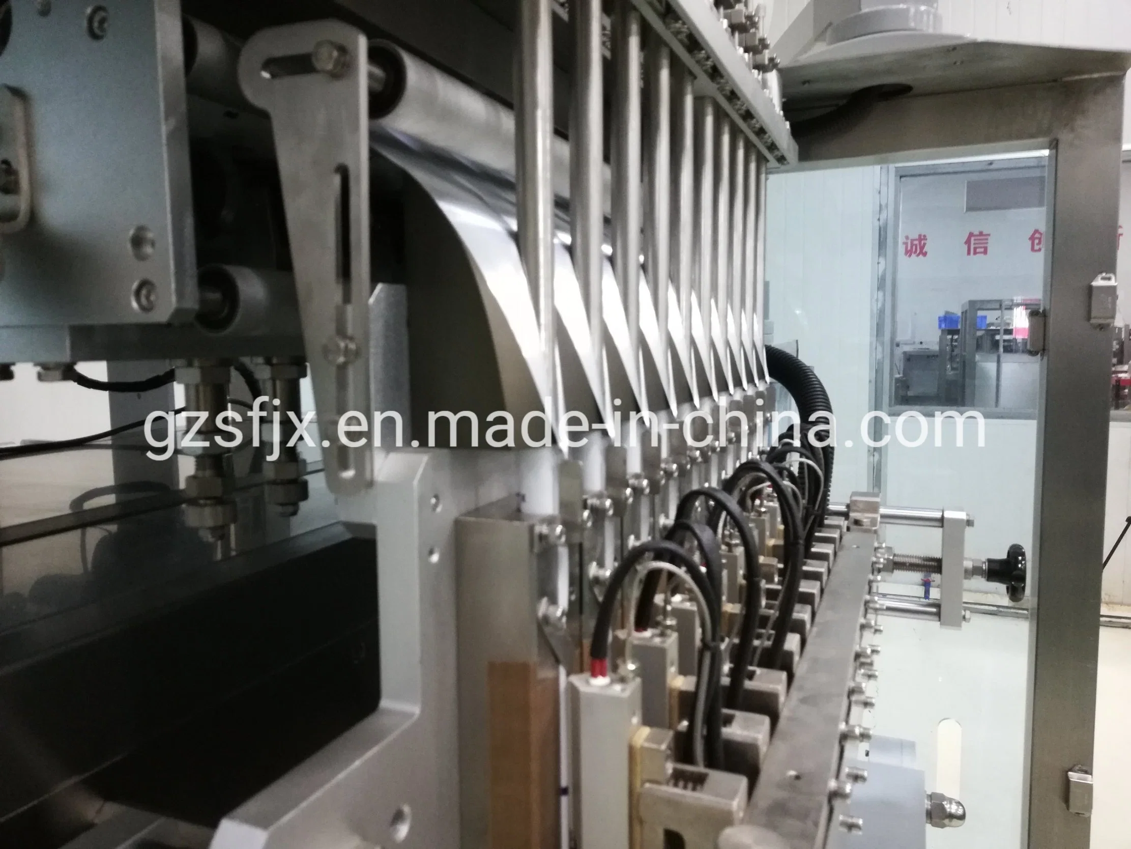 Automatic Food Grain/Granule/Rice/Nuts/Peanuts/Sugar/Beans/Salt Volumetric Filling Packing Packaging Machinery