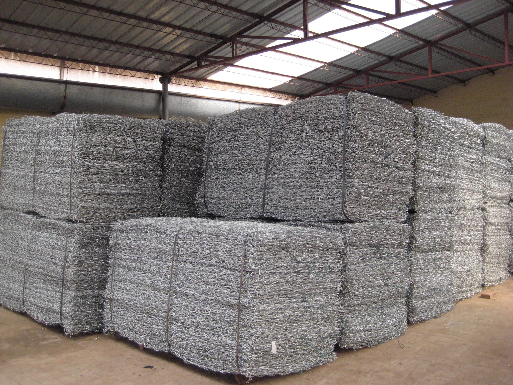 Electro Galvanised Welded Mesh Fence / PVC Coated Welded Wire Mesh for Fence Panel