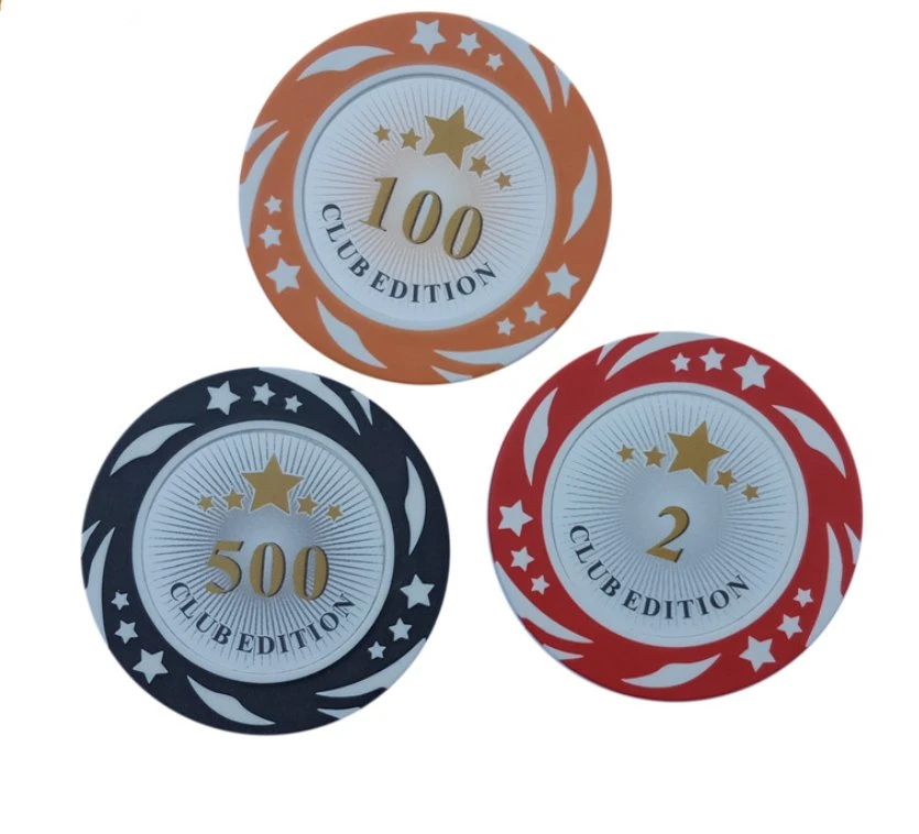 Fabricant de nouvelle conception de la puce de Poker coin jeu de puces d'argile 13,5 g de copeaux de plastique produits en promotion