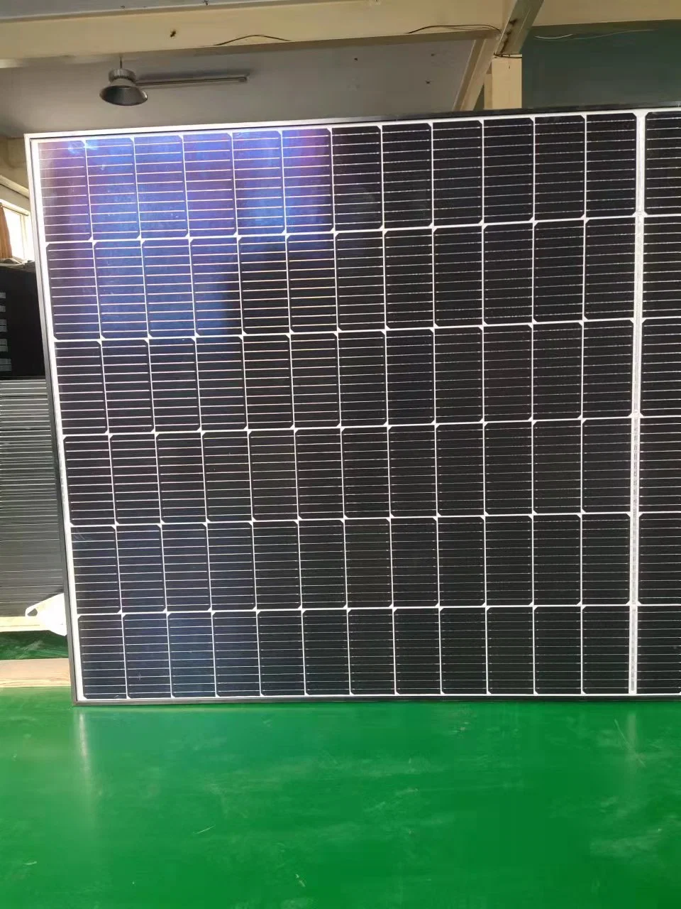 الوحدة النمطية لألواح Longi Solar النمطية 540W Lr5-72hbd Double Glass Biوجهير Solar اللوحة بقدرة 540 واط