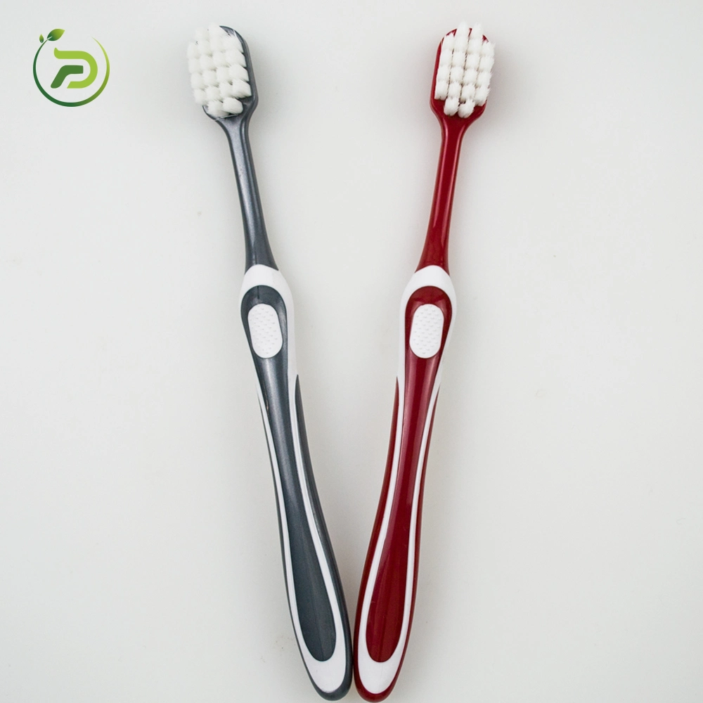 Personnalisé de haute qualité brosse à dents à poils doux manche plastique Home Dental Nano brosse à dents Oral Care de purge de gomme