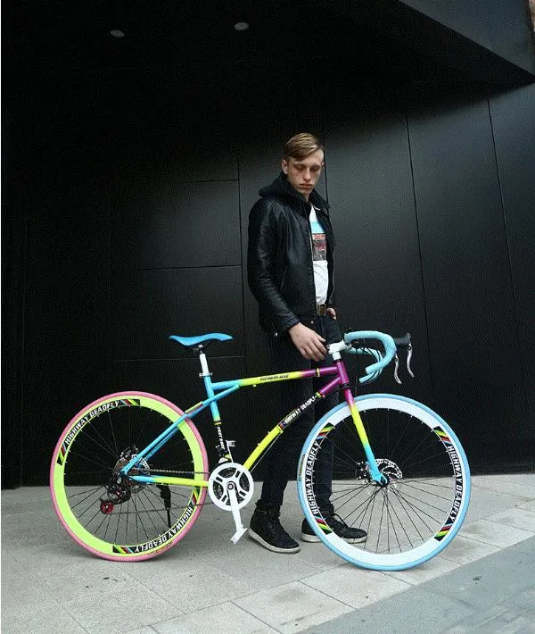Vélo de route, Vélo à vitesse variable, Vélo coloré, Vélos pour hommes et femmes.
