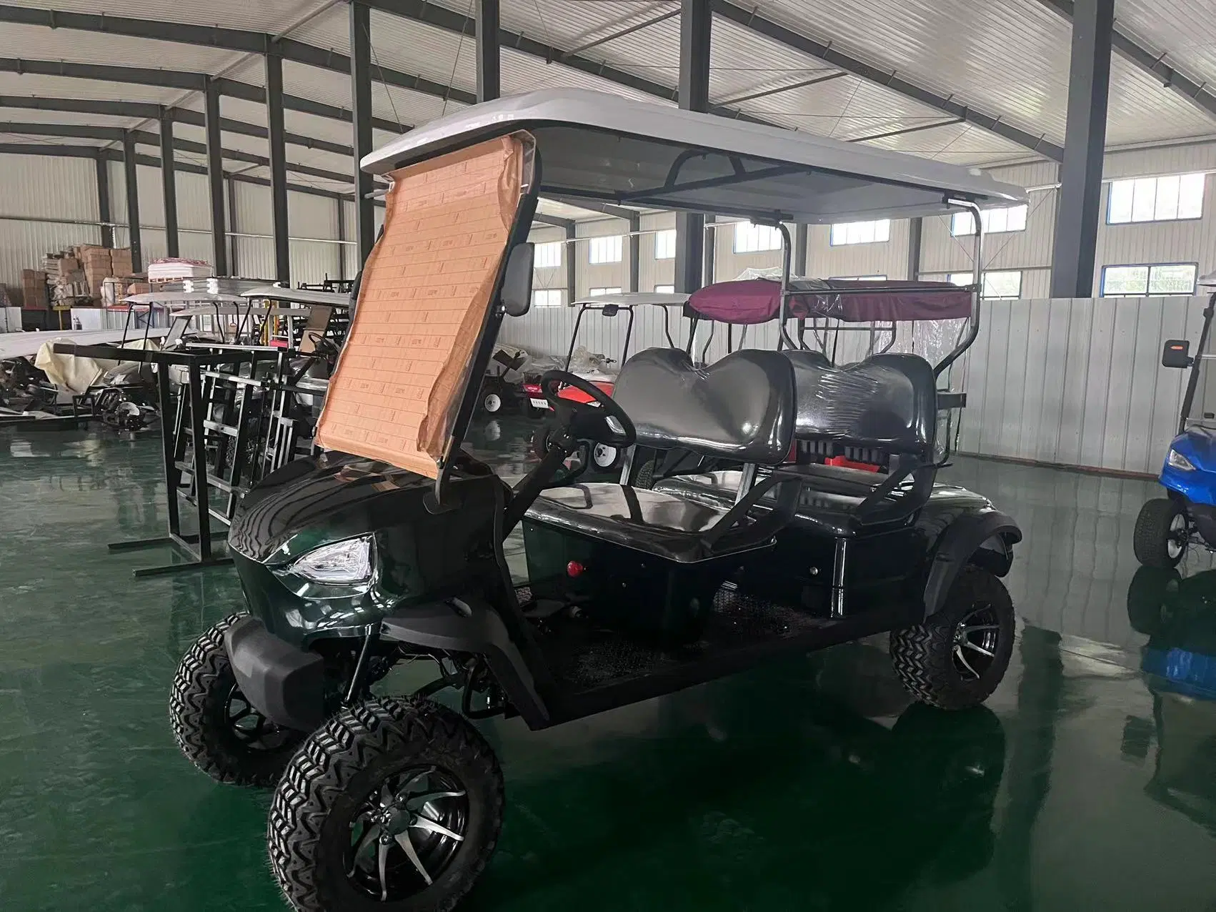 Factory 4+2 Seat Sightseeing Bus Club Cart Electric Golf Buggy Hunting Car with Touch Screen Multi-Media Player Backup Camera