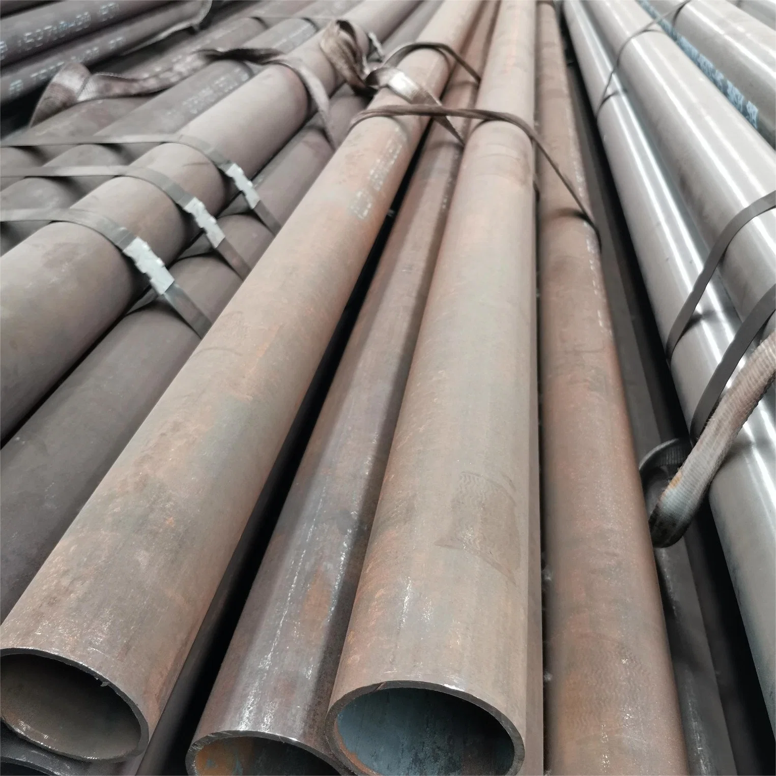 Steel Seamless Pipes Alloy High Pressure Carbon Steel Seamless Pipes/Cold Drawn Precision Seamless Steel Pipes Tube