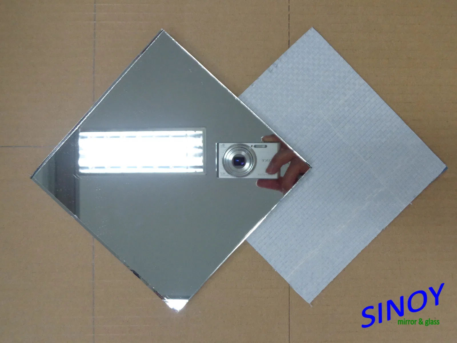 Safety Polished Kinds Shape Silver Mirror Decorative Mirror for Living Room