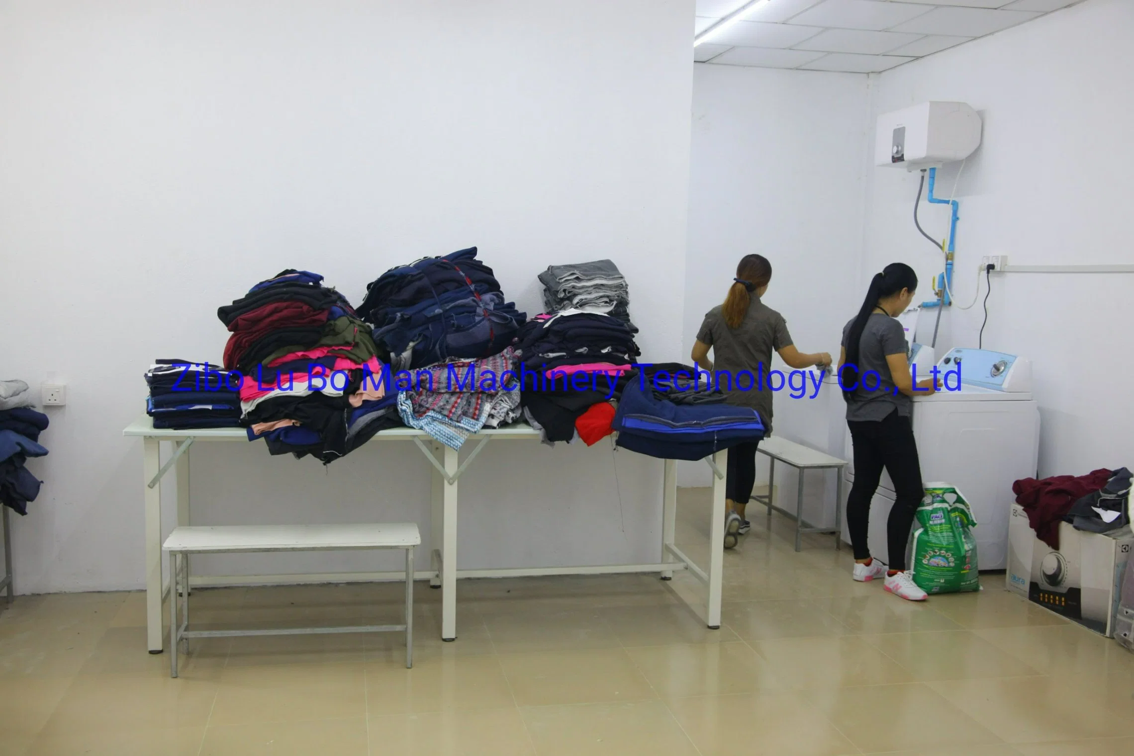 Fabric Table Packing Table Steel Table for Garment Factory