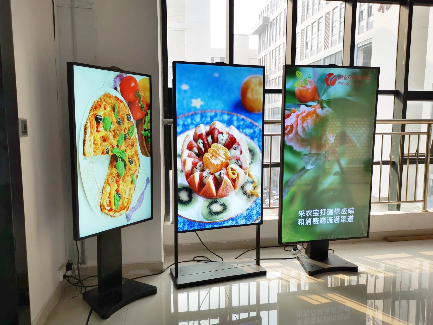 55 Inch Dual Sided Digital Sign High Brightness Integrated Double Sided Window Advertising Display Screen