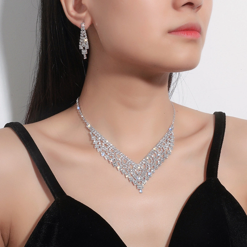 Yp190 Hot vente de diamants délicate de la clavicule Necklace Earring Set accessoire de mariage