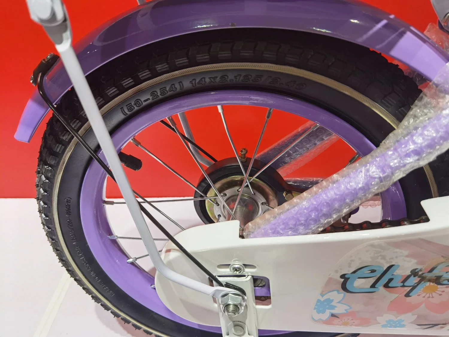 Vélo pliable pour enfants de haute qualité avec cadre en acier au carbone de 14/16/18 pouces et une seule vitesse pour les enfants de 3 à 13 ans.