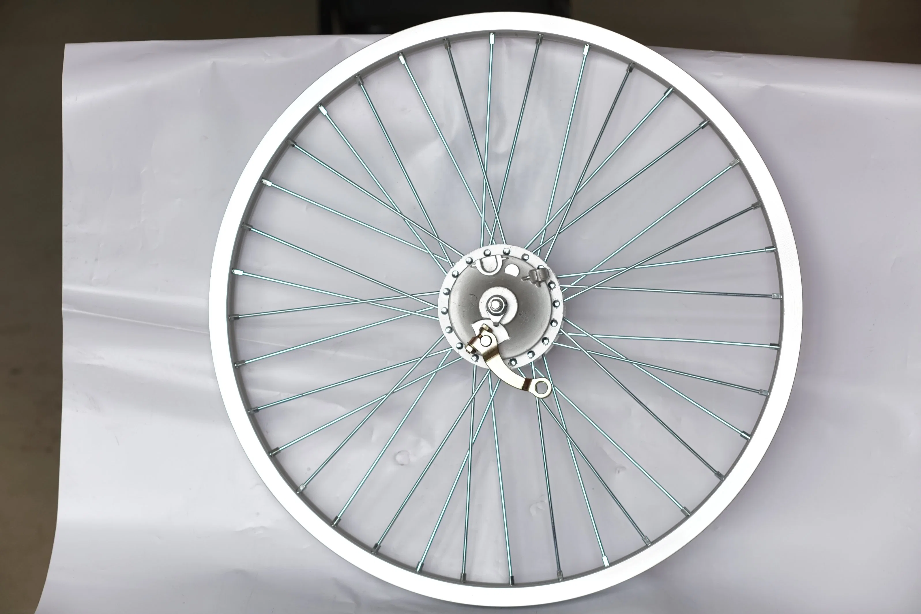 24inch aluminio aleación rueda de bicicletas City E-Bike Accesorios de alta calidad