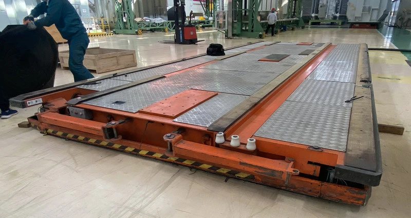 Air Cushion Vehicles, Air Transport Platform, Air Vehicle, Air Cargo Platform, Pneumatic Vehicles Use Compressed Air to Move and Handle Heavy-Duty Loads Easily