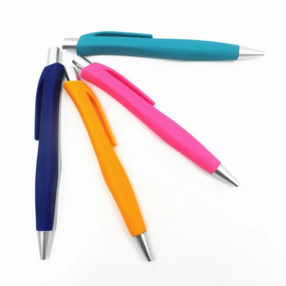 Nouveau design Creative Multi stylo à bille plastique de couleur avec logo personnalisé