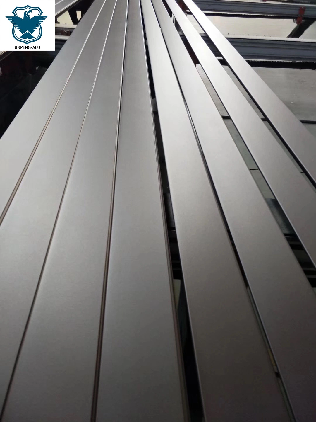 Revestimiento en polvo gris RAL7016 de aleación de aluminio extruido Extrusion-Aluminum perfil