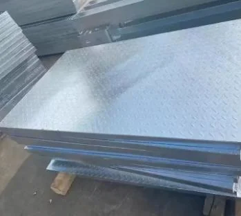 Indústria galvanizada a quente fabricante de grelhas em aço metálico resistente ao calor 30 * 3 galvanizou passagem Trench tampa de drenagem