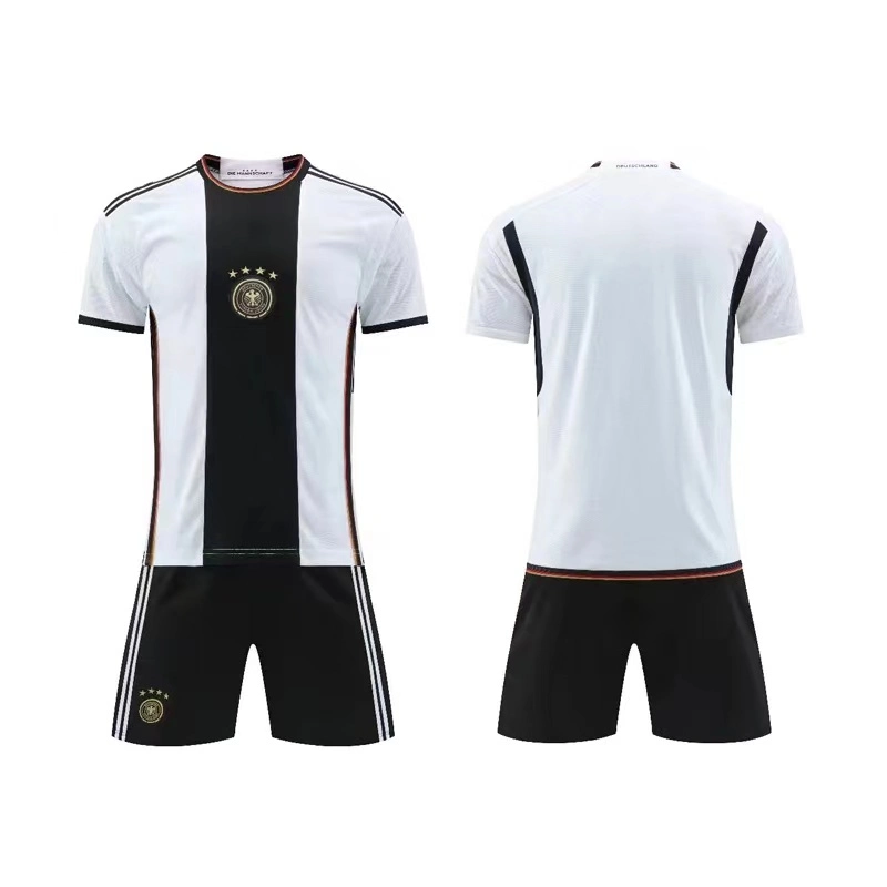 Neue Custom Sublimation Fußball Uniform Set Thailand Qualität Fußballtrikot