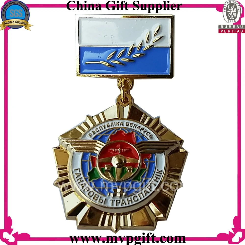 China Custom High quality/High cost performance Metal 2 Tone Color Enamel Military Souvenir Badge