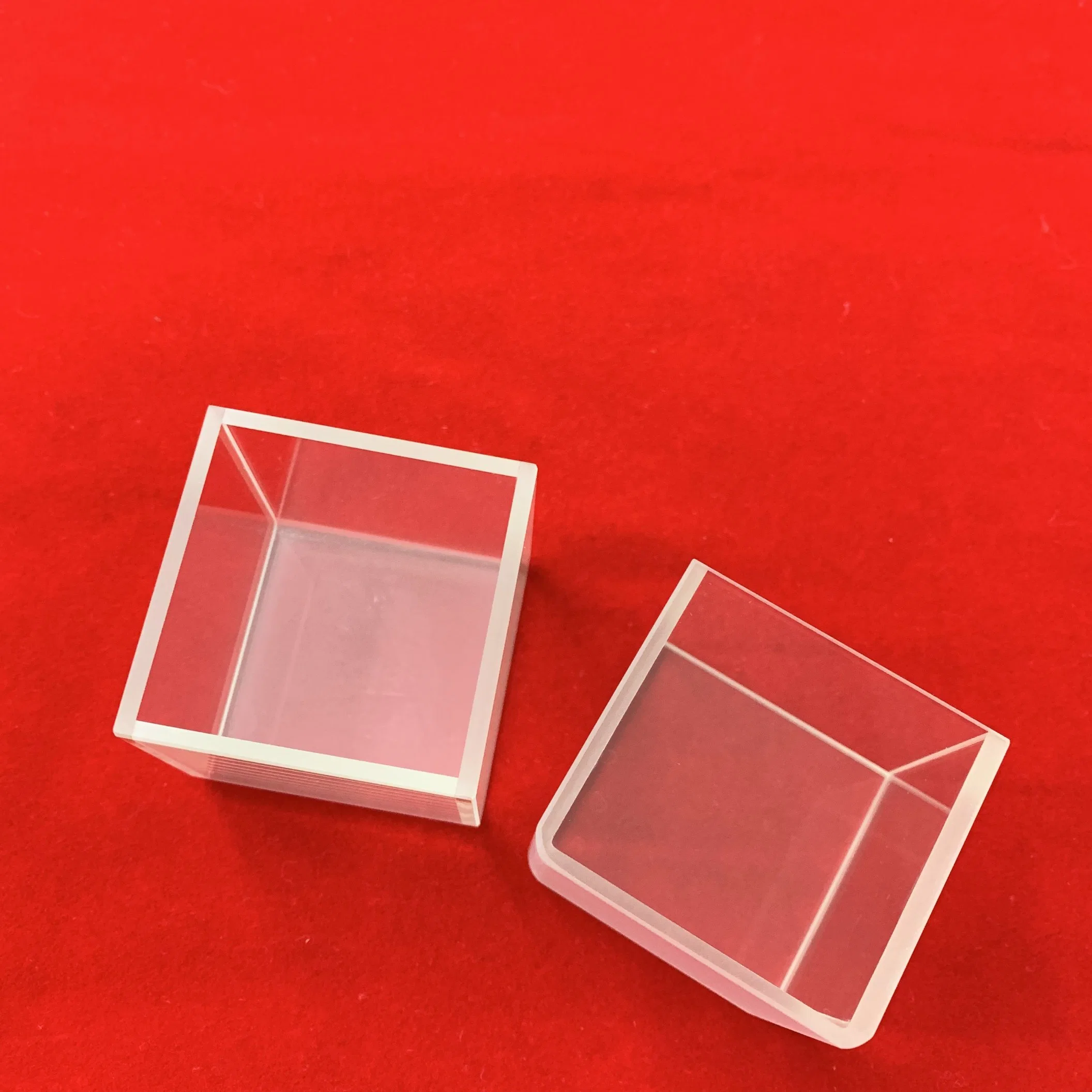 Laboratory Customized Broad Spectral Optical High Transmission Four Sides Clear Polish Cubic Quartz Glass Cuvette