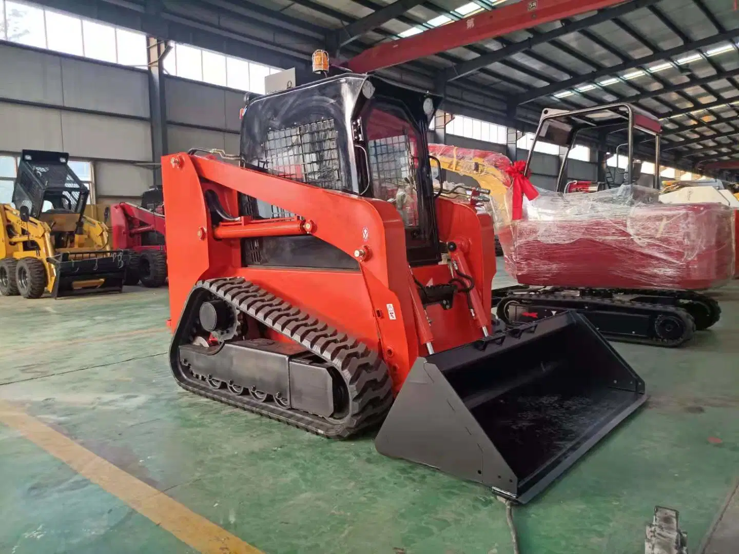 China New Mini Track Skid Steer Loader Optional with Various Attachments