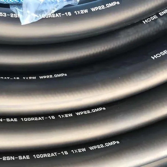 High quality/High cost performance  Steel Wire Braided Flexible Hydraulic Rubber Hose En 853 2st