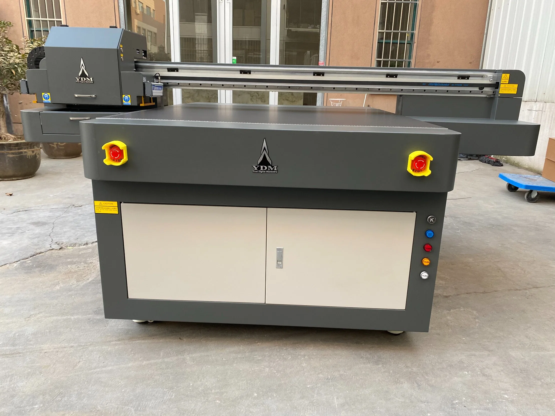 1300mm UV Flachbett Digitaldruckmaschine