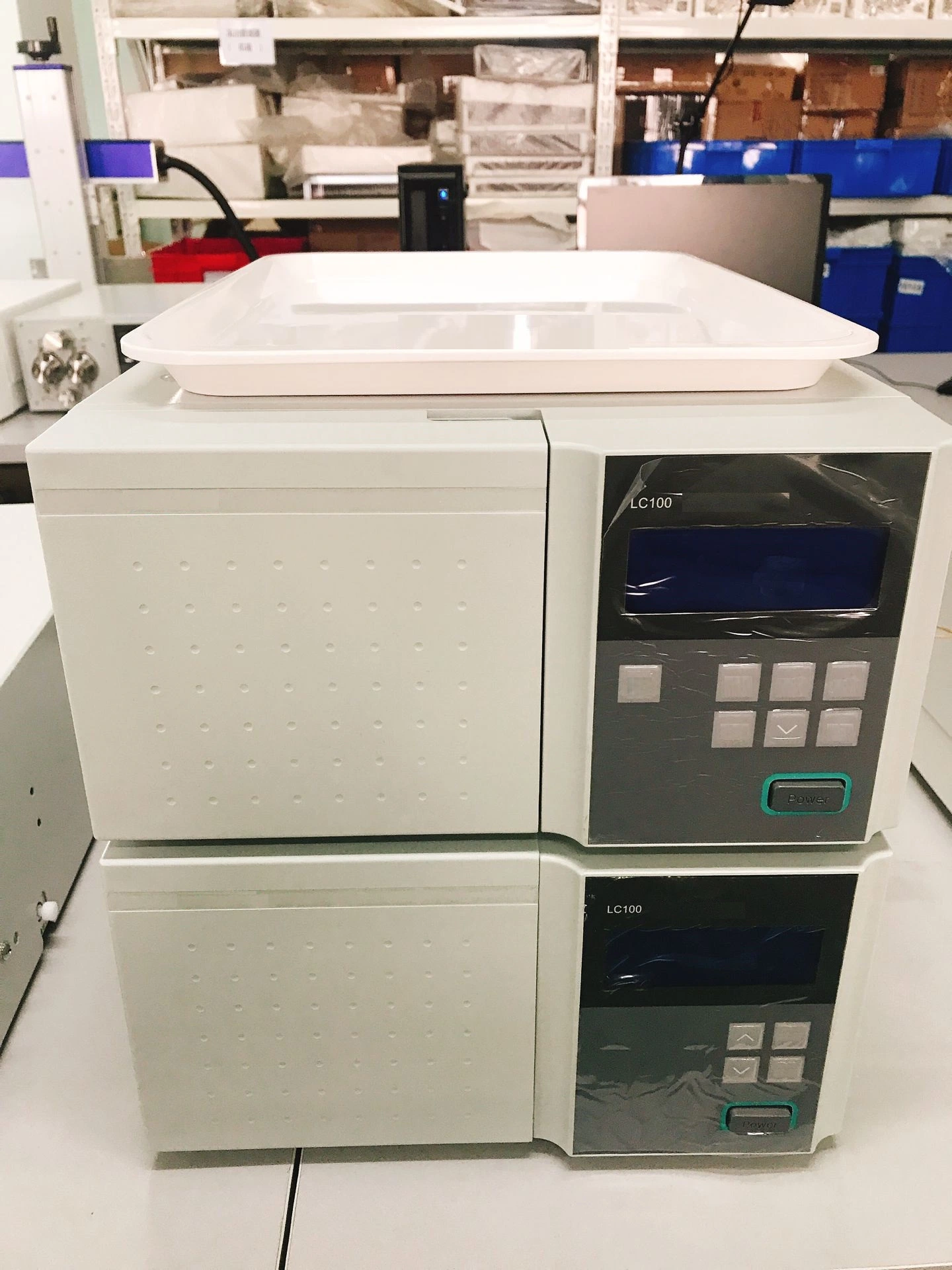 Gradient High Peformance Liquid Chromatography/Laboratory Analysis Instrument/LC-W100A