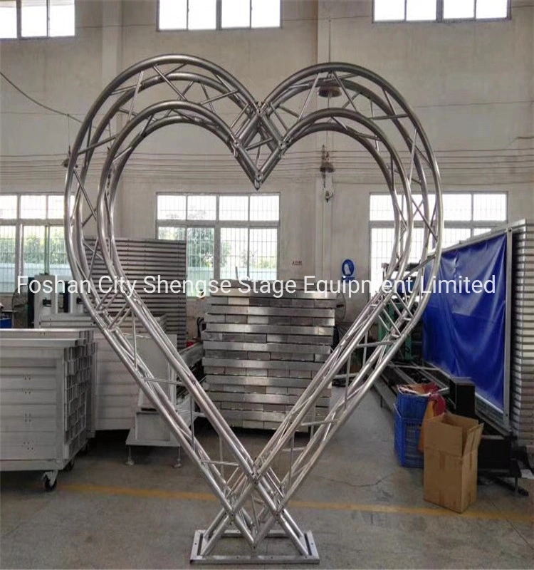 OEM/ODM Assemble Stage Trade Show Booth Building Golden Color Arc Bolt Aluminum Triangle Truss with Flat Adapter for Public Address Display