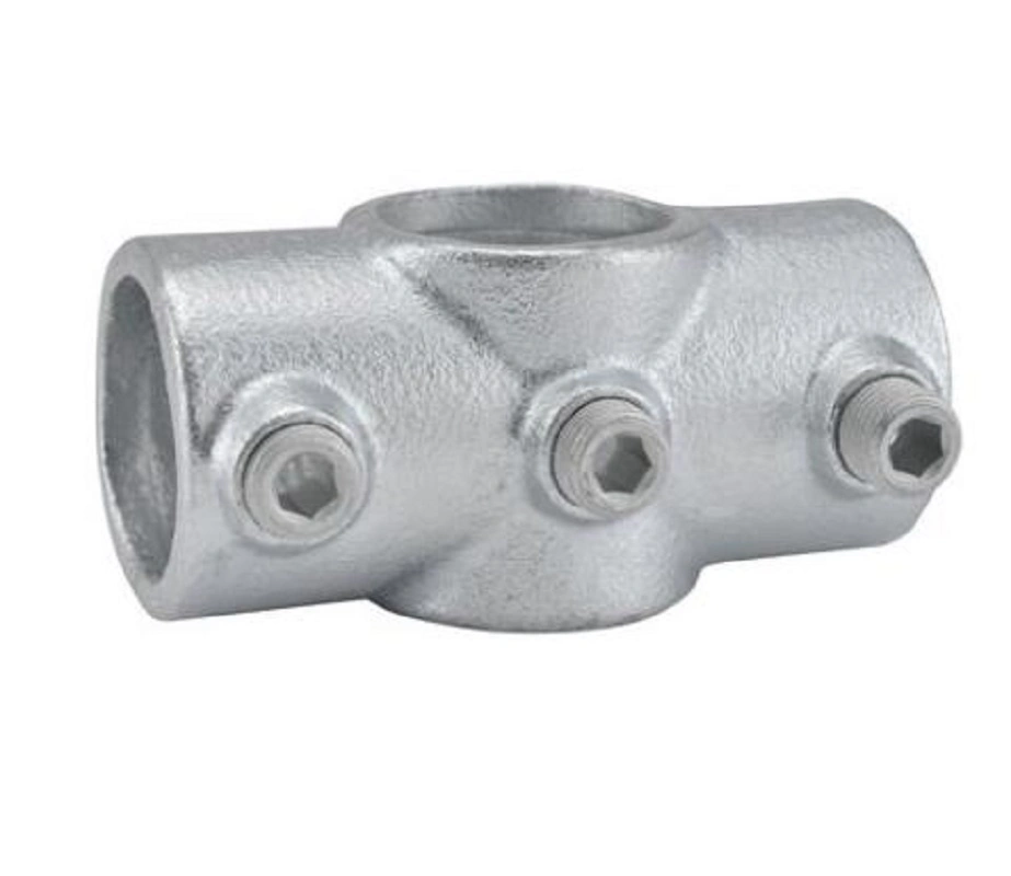 ISO Customized Two Socket Cross Pipe Fitting